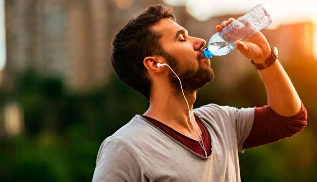 Wasser trinken